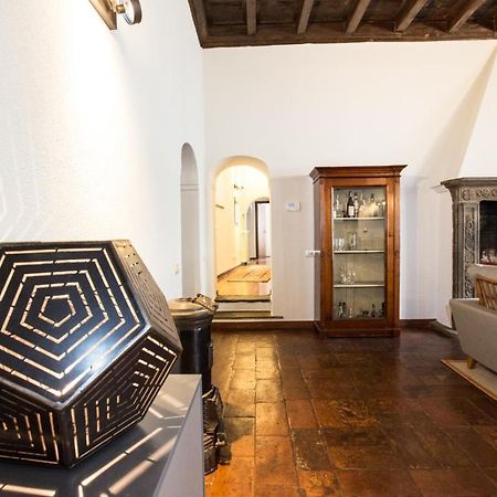 Historical Apartment In The Center Of Gravedona - Larihome A02 Экстерьер фото