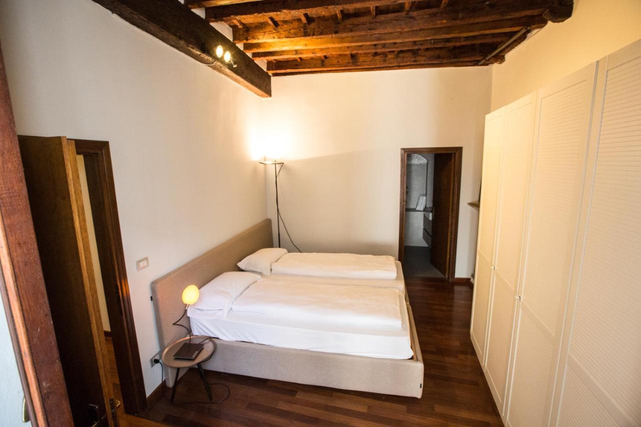 Historical Apartment In The Center Of Gravedona - Larihome A02 Экстерьер фото